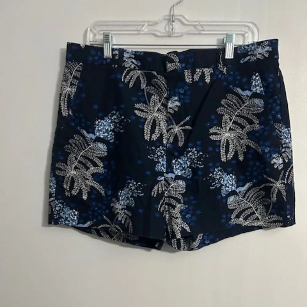 Banana Republic Navy Tropical shorts, size 12